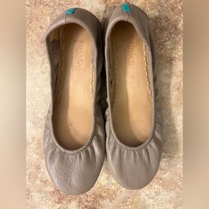 Tieks- size 7
